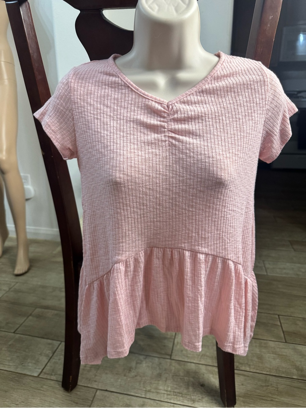 Textured Pink Peplum Short Sleeve Waterfall Top
